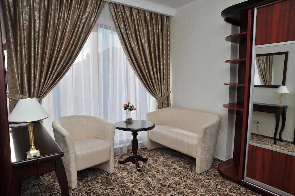 Slava Hotel Zaporizhia Zewnętrze zdjęcie