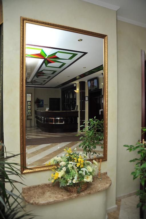 Slava Hotel Zaporizhia Zewnętrze zdjęcie