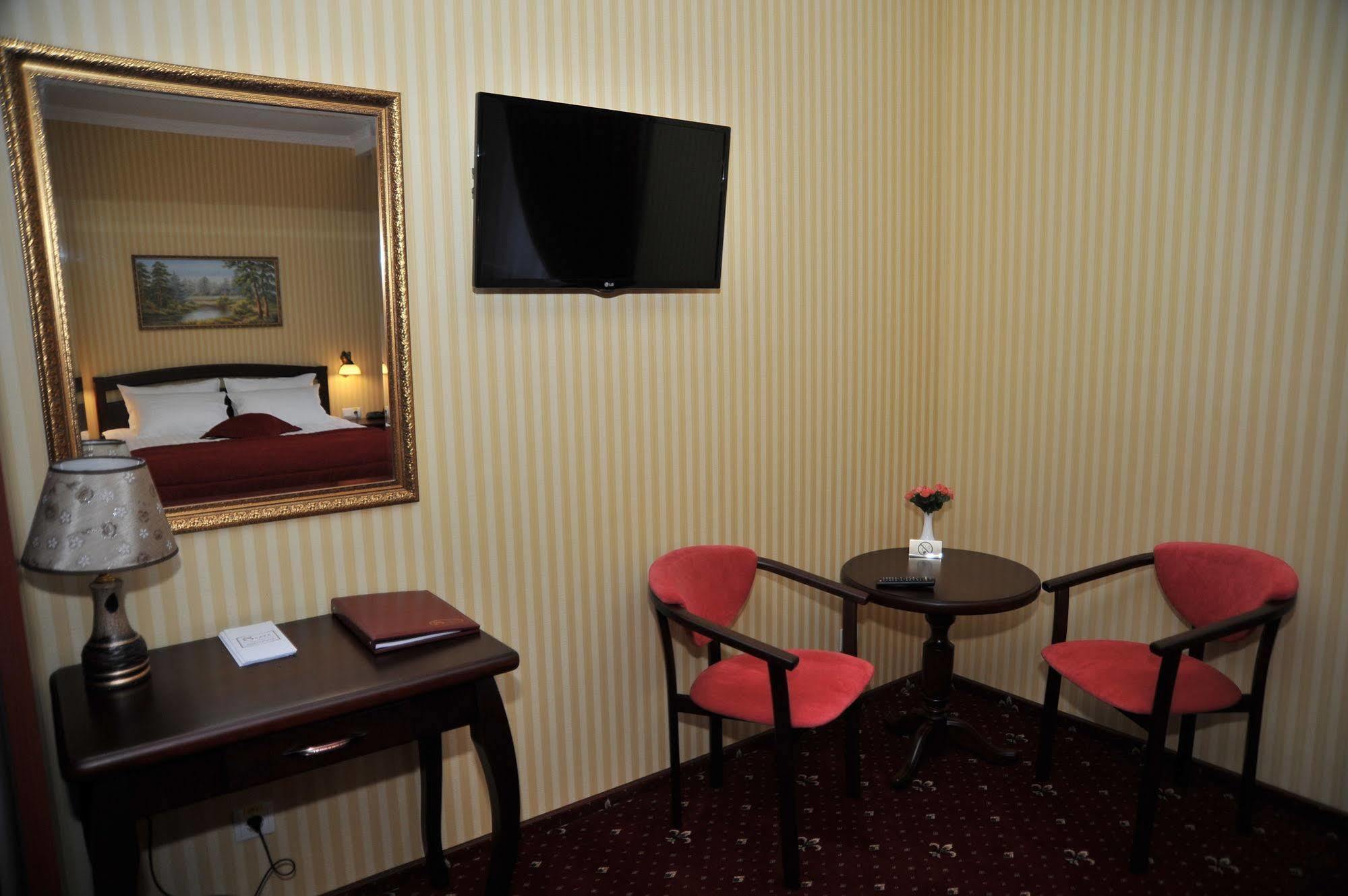 Slava Hotel Zaporizhia Zewnętrze zdjęcie