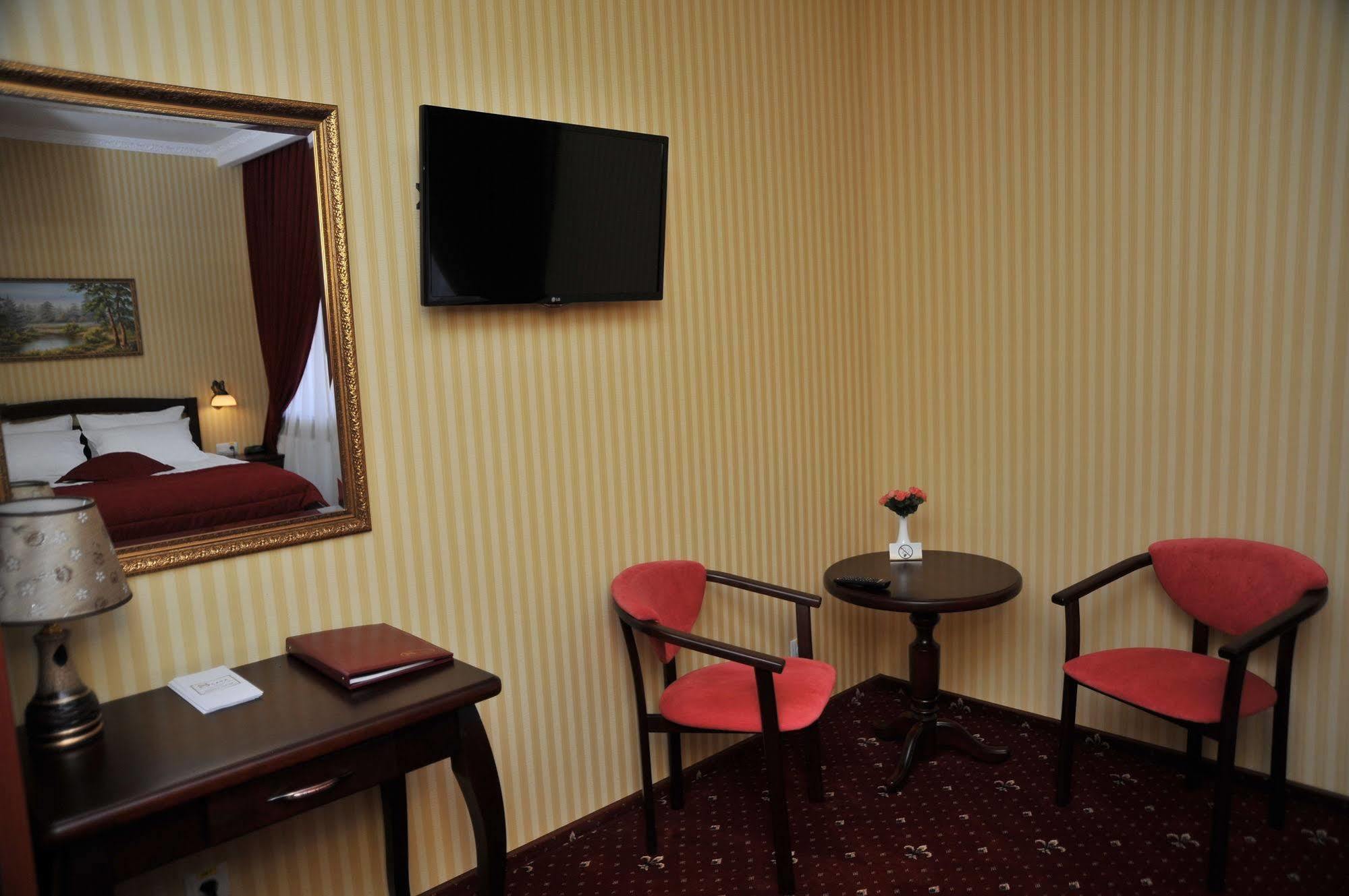 Slava Hotel Zaporizhia Zewnętrze zdjęcie