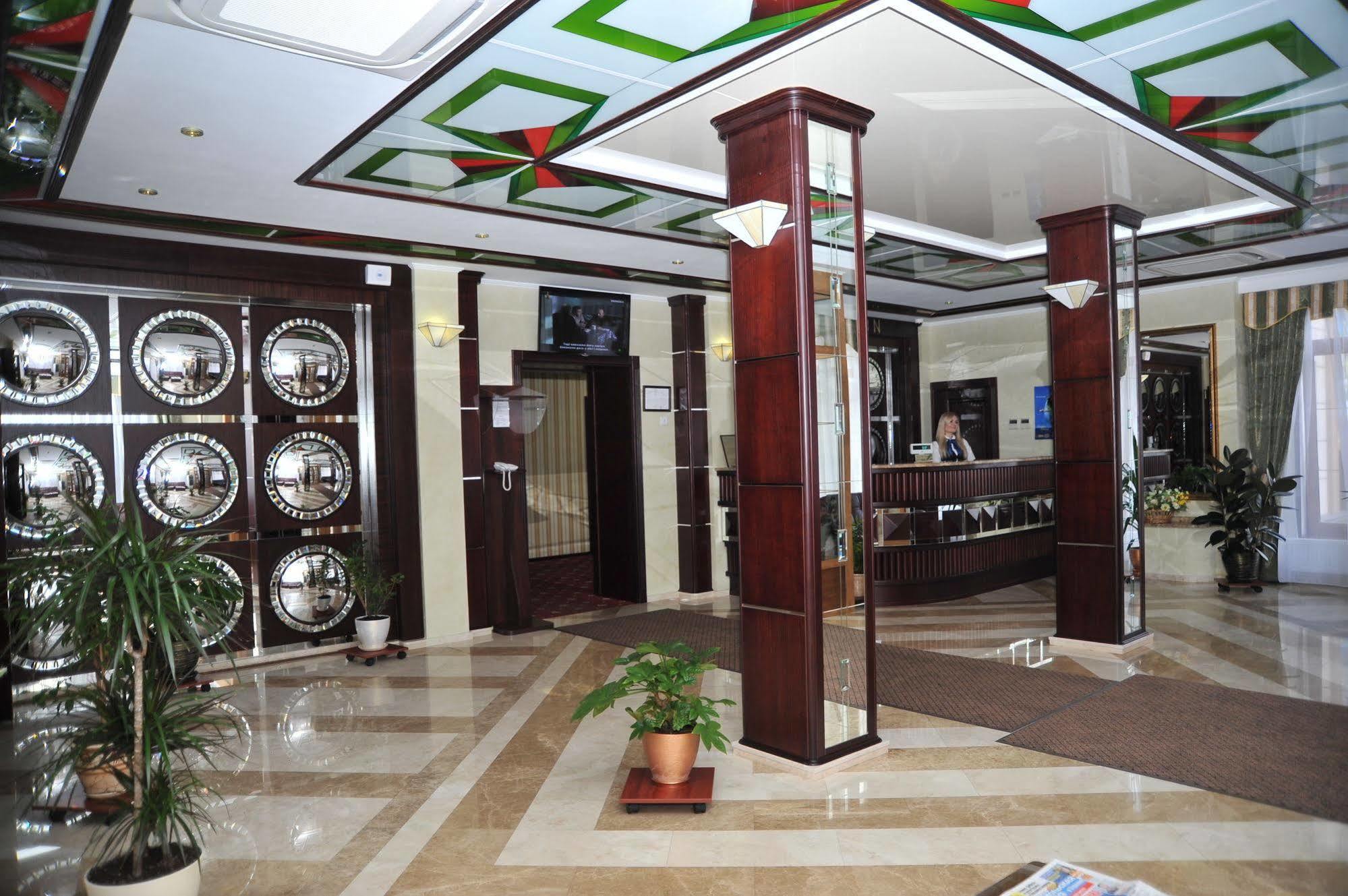 Slava Hotel Zaporizhia Zewnętrze zdjęcie