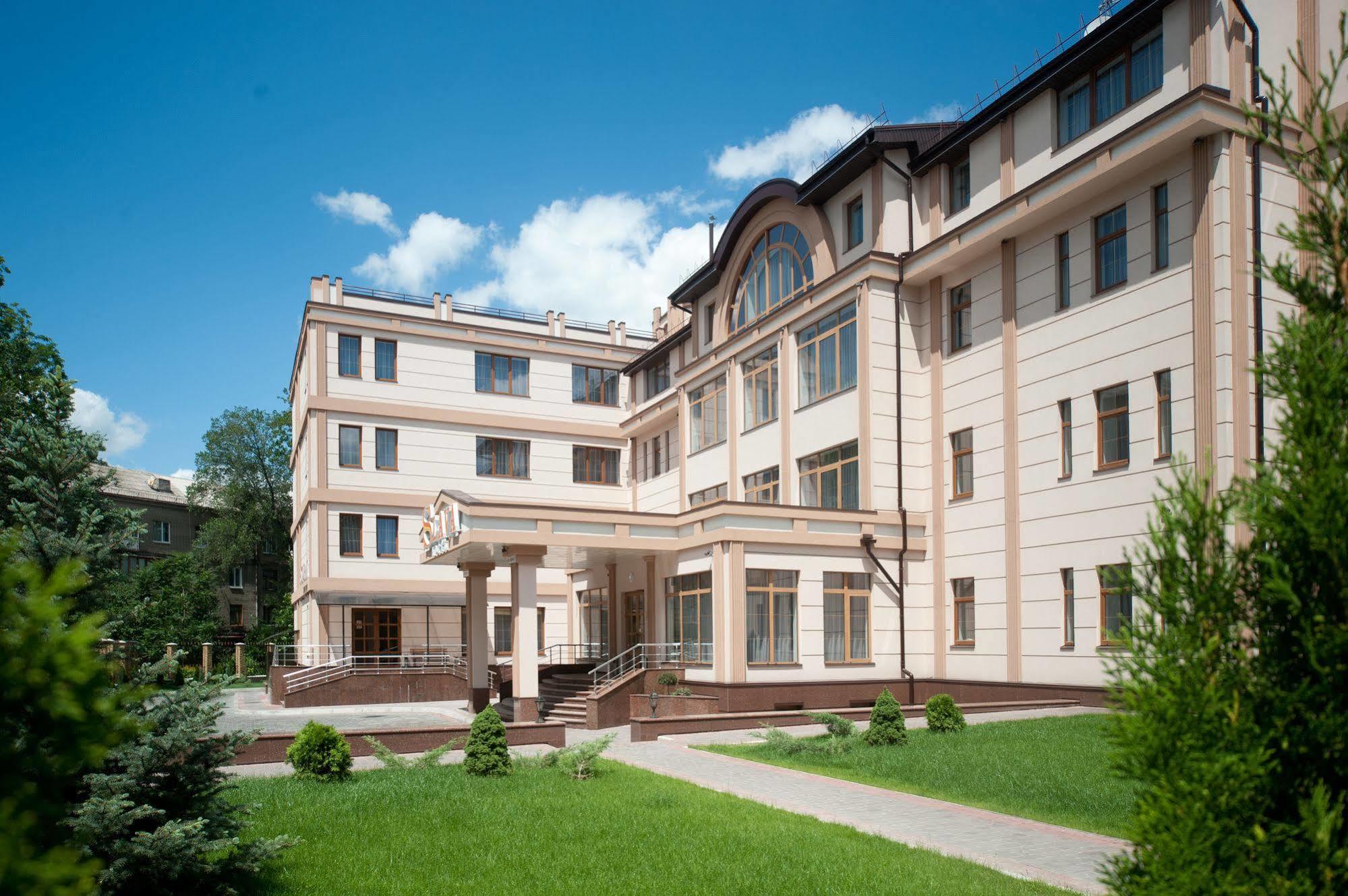 Slava Hotel Zaporizhia Zewnętrze zdjęcie